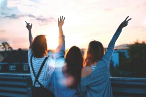 Lire la suite à propos de l’article Pourquoi le plaisir est essentiel à votre équilibre de femme (et comment le réintégrer dans votre quotidien)